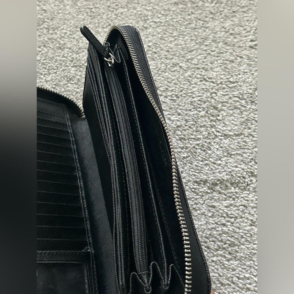 Michael Kors Continental Monogram Wallet - Picture 6 of 10